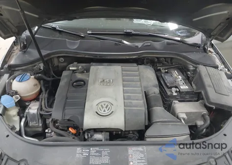 2008 Volkswagen Passat Turbo from USA, damaged, VIN WVWXK73C48E089366